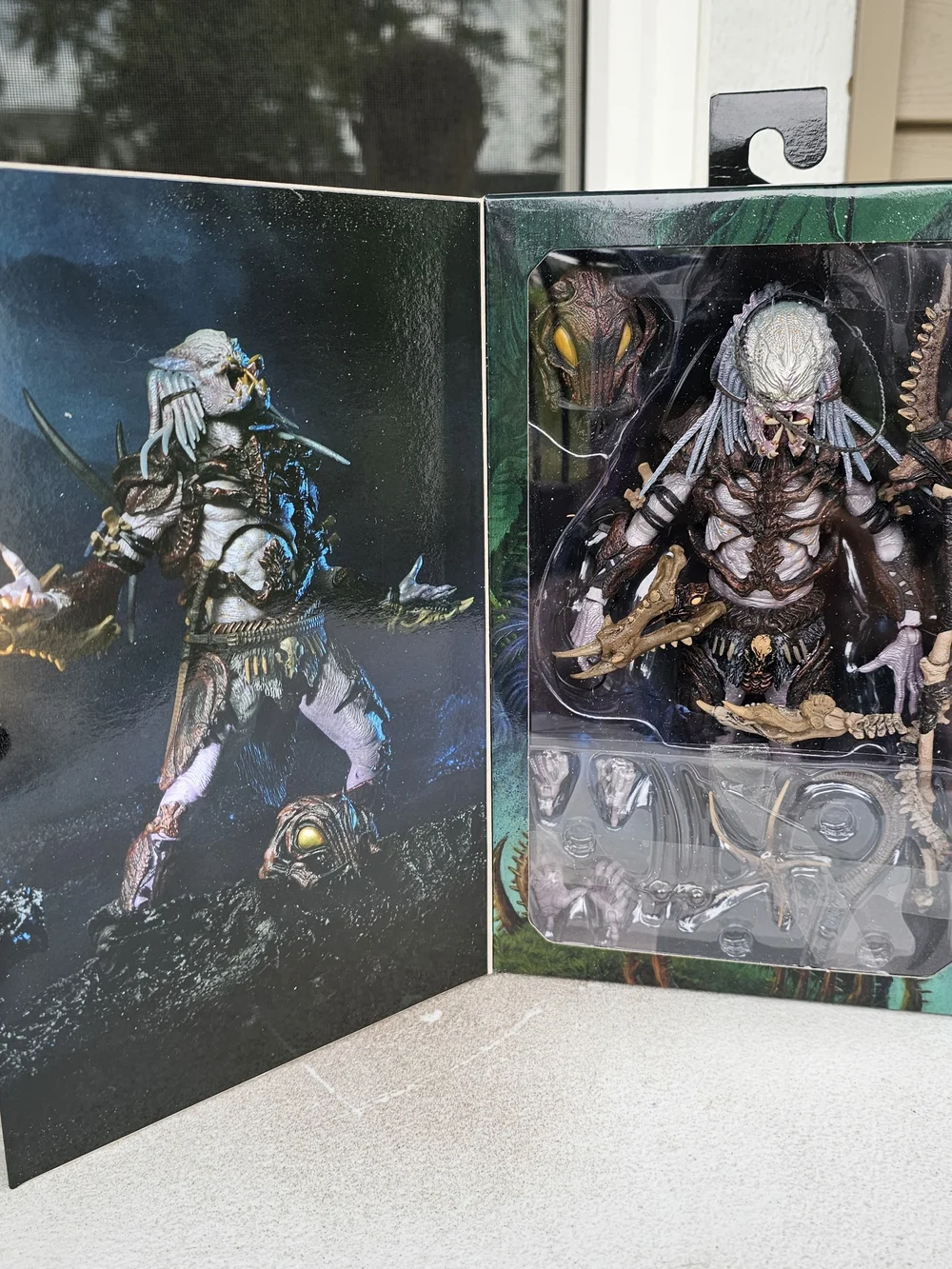 NECA Alpha Predator 100th Predator Figure Special Edition Complete w/ Box